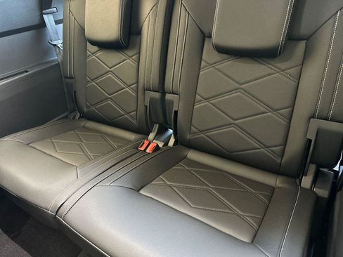 New 2026 Volkswagen Atlas SE AWD/4WD image 14