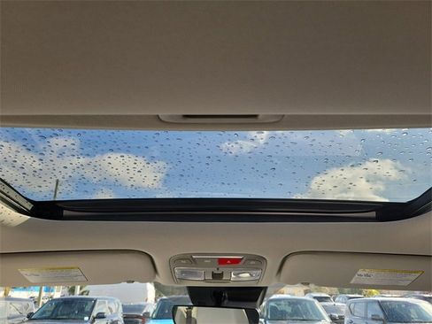 New 2025 Kia Telluride S image 20