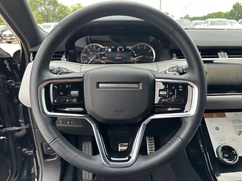 Used 2023 Land Rover Range Rover Evoque R-Dynamic S image 18