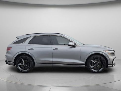 Used 2026 Genesis GV70 2.5T Sport Prestige AWD/4WD image 9