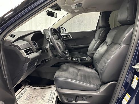 Used 2022 Mitsubishi Outlander SE AWD/4WD image 14