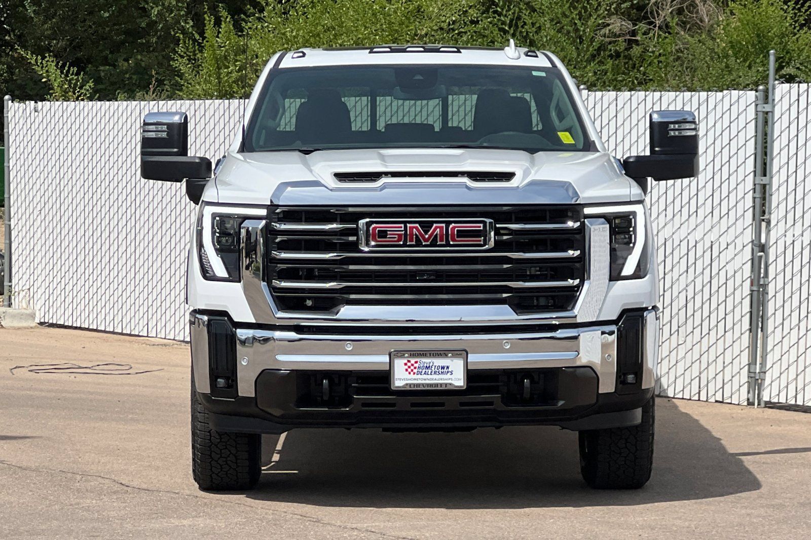 New 2026 GMC Sierra 2500 SLT w/ SLT Premium Package AWD/4WD image 6