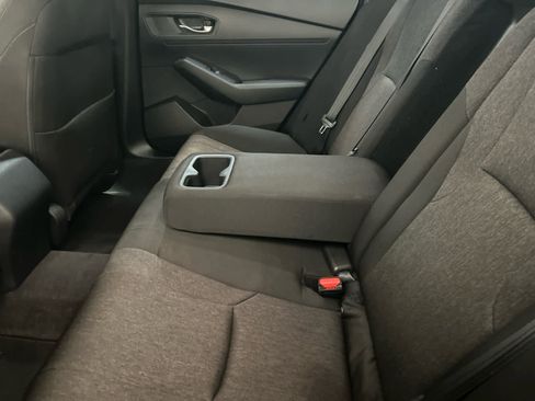 Used 2023 Honda Accord EX image 5