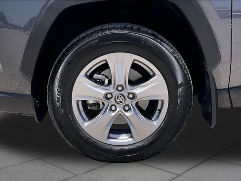Used 2024 Toyota RAV4 XLE w/ Convenience Package FWD image 11