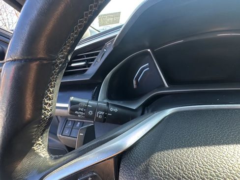 Used 2019 Honda Civic Sport image 13