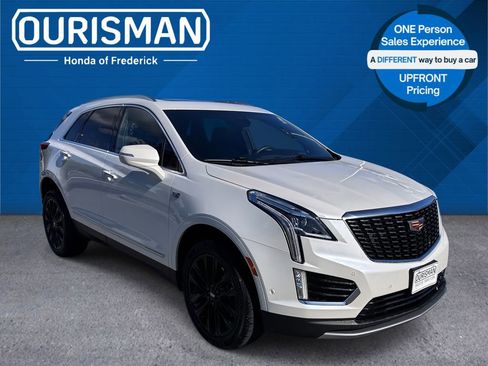 Used 2021 Cadillac XT5 Premium Luxury AWD/4WD image 1