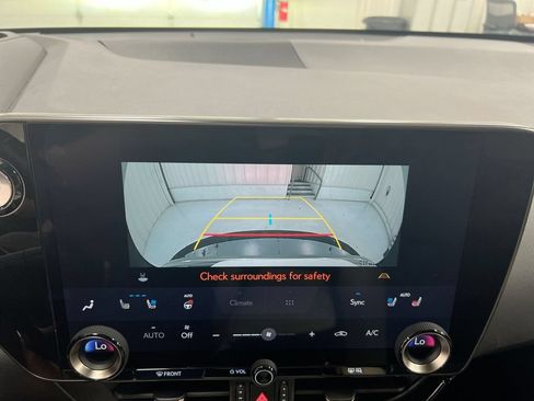 Used 2022 Lexus NX 350h AWD image 16