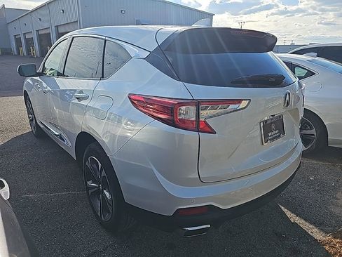 Used 2025 Acura RDX w/ Technology Package image 6