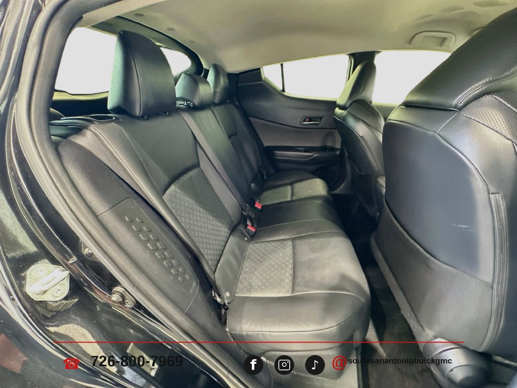 Used 2021 Toyota C-HR Limited FWD image 27