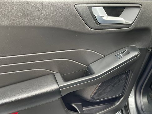 Used 2025 Ford Escape ST-Line image 41