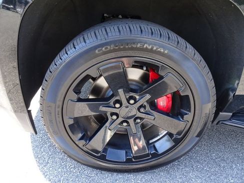 Used 2019 GMC Yukon SLT w/ Graphite Performance Edition RWD image 45