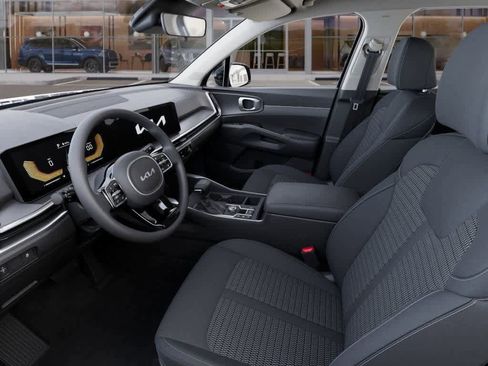 New 2025 Kia Sorento LX image 17