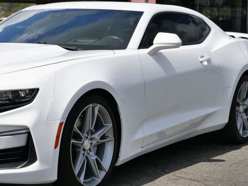 Used 2019 Chevrolet Camaro SS image 36