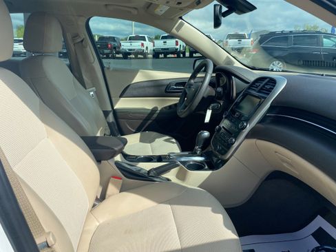Used 2016 Chevrolet Malibu LT w/ Power Convenience Package FWD image 16