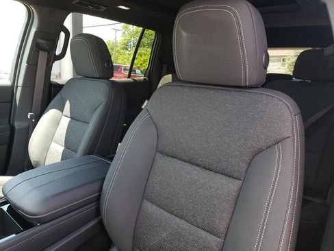 New 2026 Chevrolet Traverse LT w/ Sun and Wheel Package AWD/4WD image 24