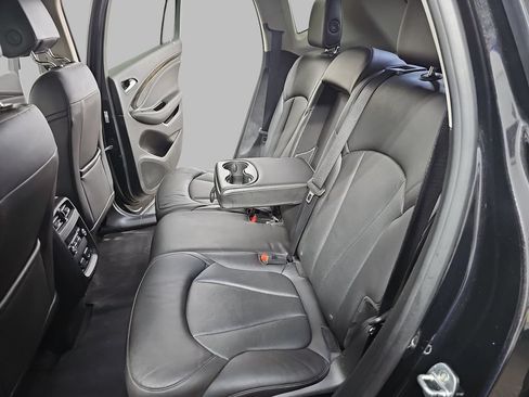 Used 2020 Buick Envision Essence FWD image 18