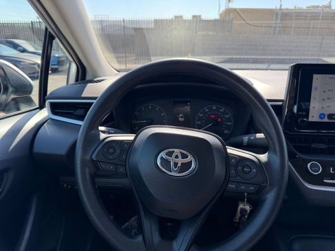 Used 2025 Toyota Corolla LE FWD image 32
