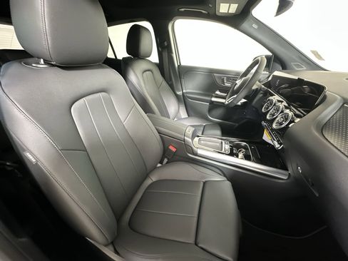 New 2025 Mercedes-Benz GLA 250 4MATIC image 25