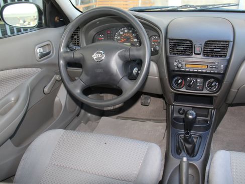 Used 2006 Nissan Sentra 1.8 w/ (F05) Convenience Pkg image 10