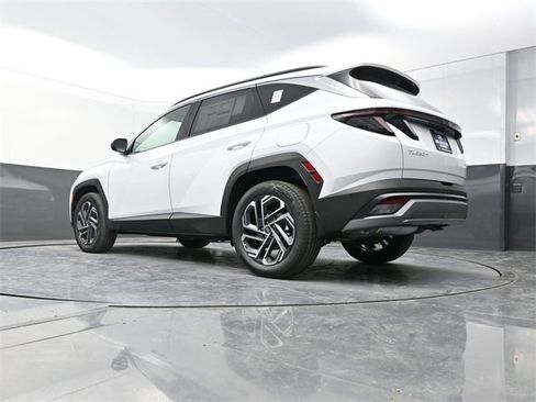 New 2026 Hyundai Tucson Limited image 36