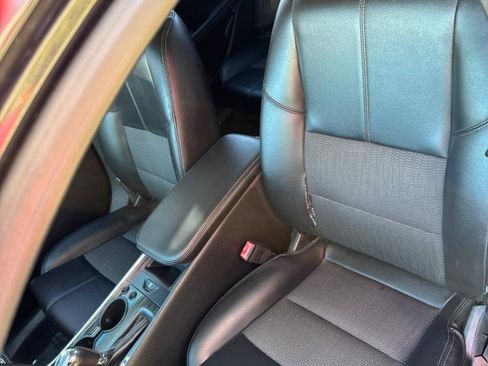 Used 2017 Chevrolet Impala LT FWD image 17