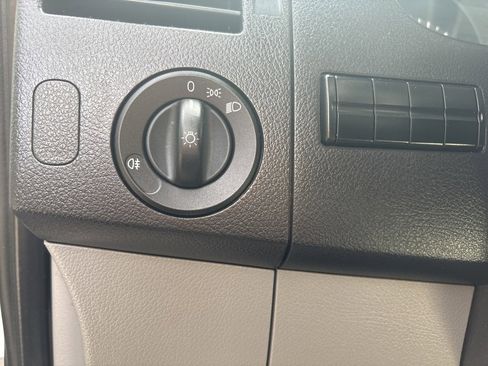 Used 2016 Mercedes-Benz Sprinter 3500 image 27