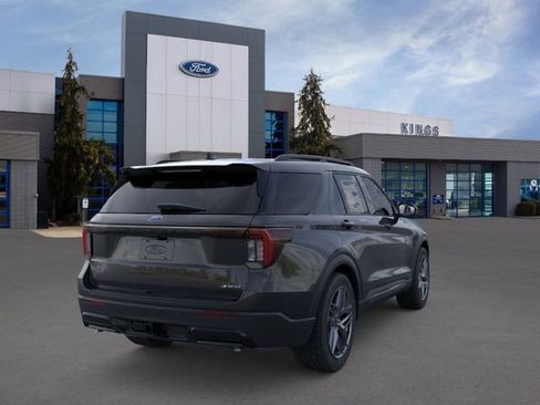 New 2026 Ford Explorer ST-Line w/ ST-Line Street Pack AWD/4WD image 8