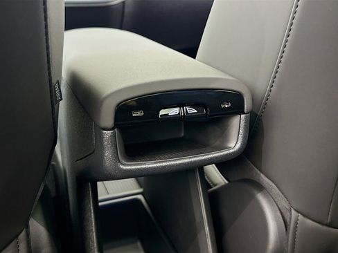 New 2026 Volvo EX30 Plus w/ Protection Package Premier image 25