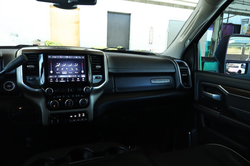 Used 2024 RAM 2500 Laramie AWD/4WD image 30