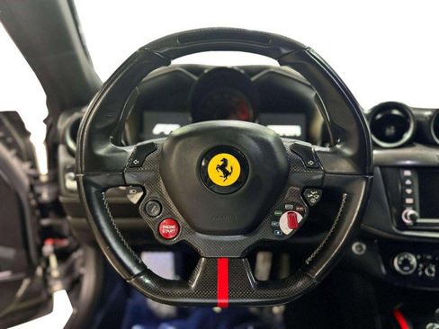 Used 2014 Ferrari FF image 34