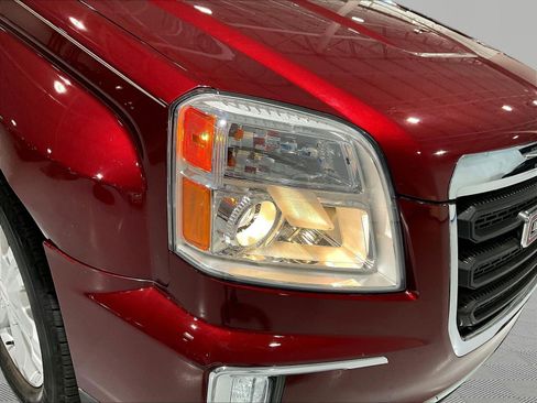 Used 2017 GMC Terrain SLE w/ Convenience Package FWD image 29