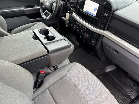 Used 2025 Ford F450 XLT w/ 360-Degree Camera Package AWD/4WD image 16