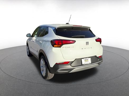 Used 2025 Buick Encore GX Preferred FWD image 11