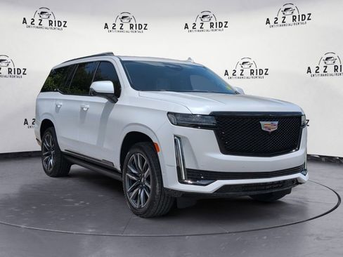 Used 2021 Cadillac Escalade Sport Platinum RWD image 1