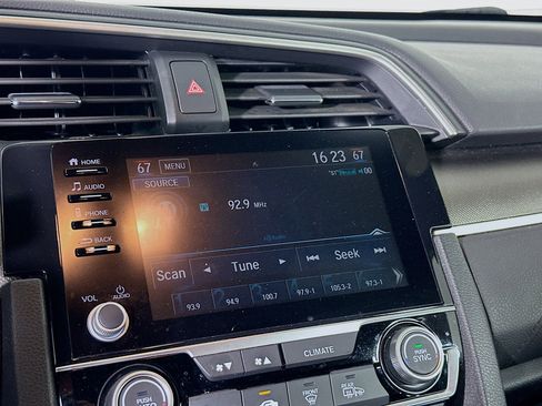 Used 2020 Honda Civic EX image 19