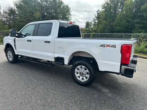 Used 2024 Ford F250 XLT image 6