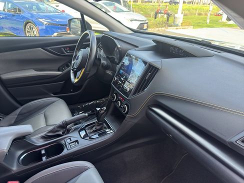 Used 2021 Subaru Crosstrek 2.5i Sport w/ Moonroof Package image 19