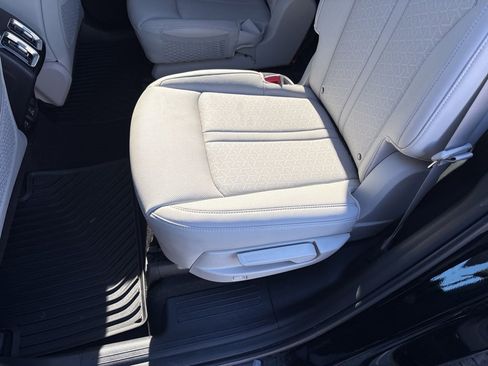 Used 2023 Kia Sorento SX Prestige image 15