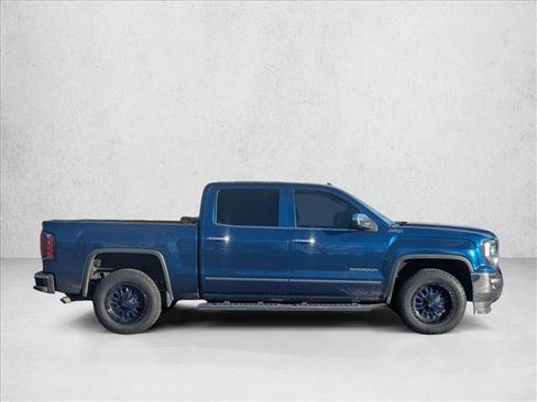 Used 2017 GMC Sierra 1500 SLT w/ SLT Premium Package image 4