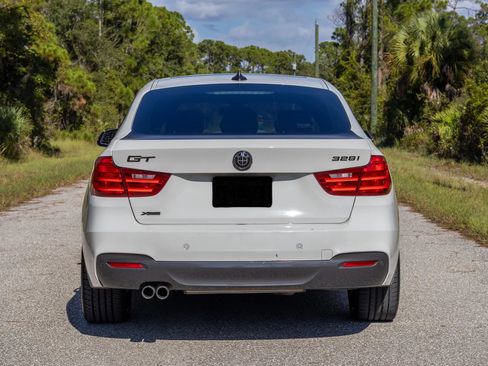 Used 2015 BMW 328i Gran Turismo xDrive AWD/4WD image 8