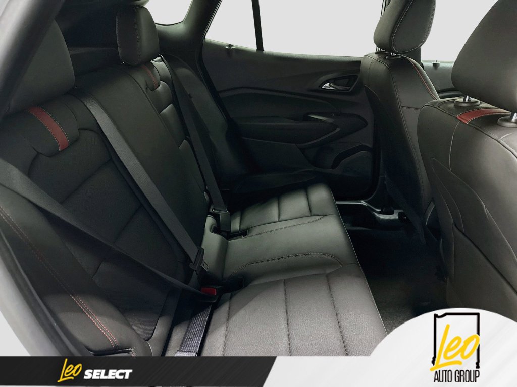 Used 2024 Chevrolet Trax RS w/ Driver Confidence Package FWD image 27