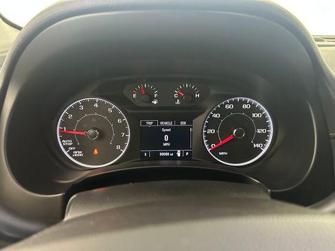 Used 2018 GMC Terrain SLE FWD image 16