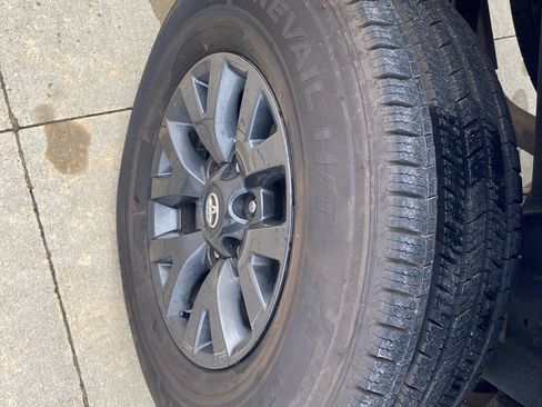 Used 2023 Toyota Tacoma SR5 image 13