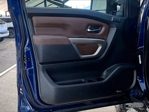 Used 2023 Nissan Titan Platinum Reserve w/ Moonroof Package image 20