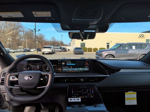 New 2026 INFINITI QX80 Autograph w/ Premium Cargo Package image 19