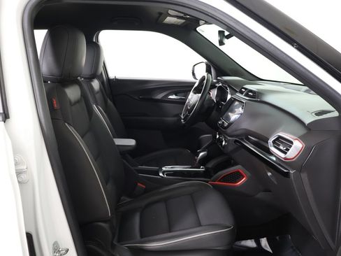 Used 2022 Chevrolet TrailBlazer RS w/ Convenience Package AWD/4WD image 31