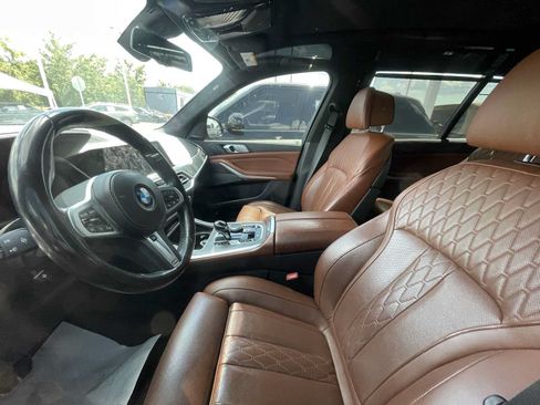 Used 2022 BMW X7 M50i w/ Luxury Seating Package AWD/4WD image 8