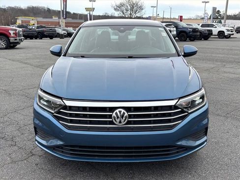 Used 2019 Volkswagen Jetta SEL w/ Cold Weather Package image 22