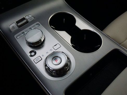 New 2026 Genesis GV70 2.5T Select image 11