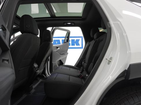 New 2026 Chevrolet Equinox LT image 31